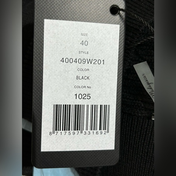 NWT REPEAT  V- Neck  Black Sweater  Size M - Picture 12 of 14